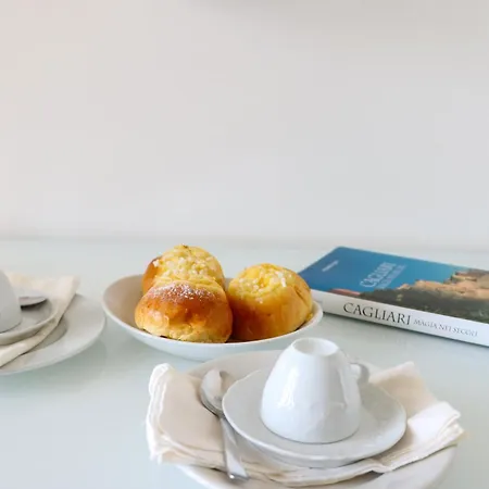 Relax E Stile A Апартаменты Кальяри